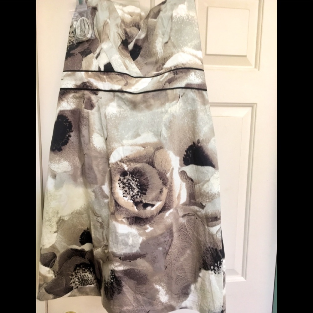 NEW YORK & CO. Strapless dress